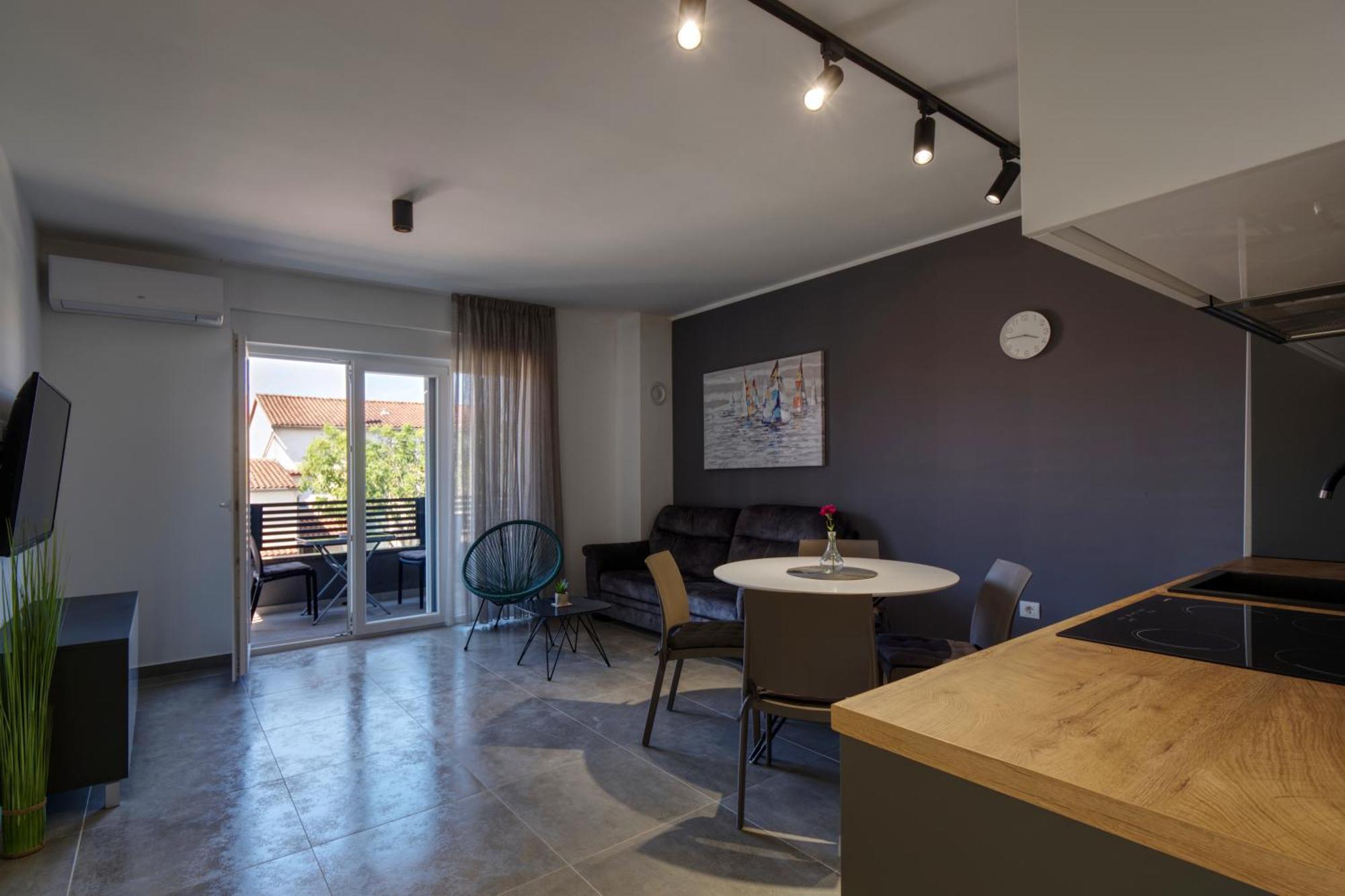 Apartments Iva & Nika 파자나 외부 사진