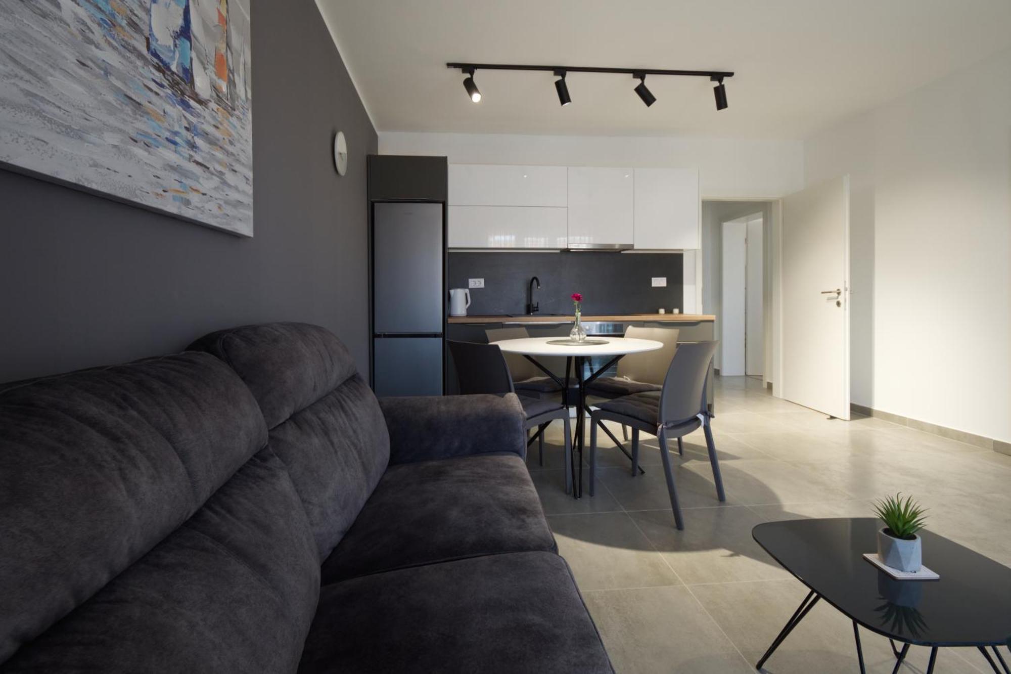 Apartments Iva & Nika 파자나 외부 사진